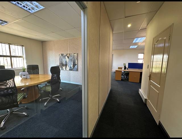 65M² OFFICE TO LET IN HIGHVELD TECHNOPARK